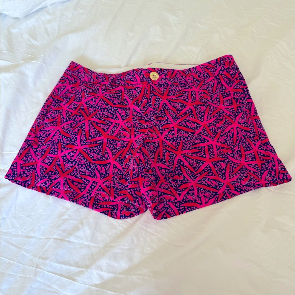 Lilly Pulitzer Passion Fruit Pink Star Searching size 4 New without tags.